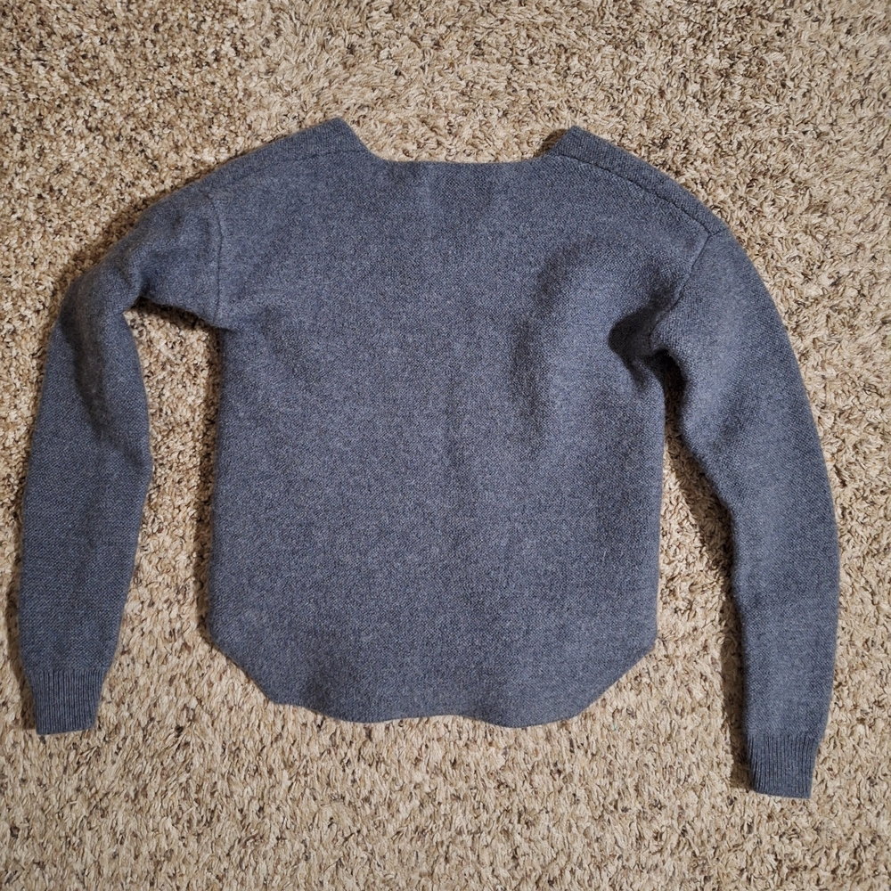 Aritzia Wilfred Free Merino Wool Wolter V-Neck Sweater (Fits XXS/XS) - Picture 2 of 10